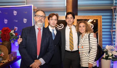  David Castro, Diego Castro, Emilio Castro y Julieta Morales.