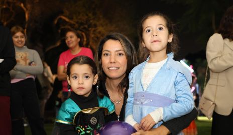  Gaby Carillo, Vale Puga y Anafer Puga.