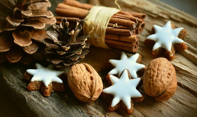 Decorar tu árbol de Navidad con elementos naturales