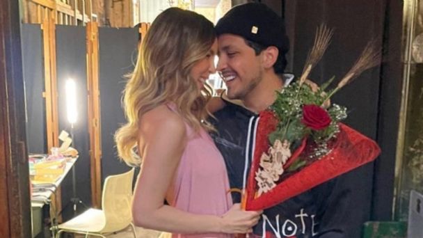 Belinda y Nodal ya tendrían definida fecha para boda y destino para luna de miel