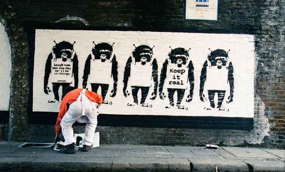 Banksy podría tener que revelar su identidad para conservar los derechos de su arte