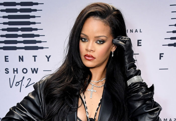 Rihanna rechaza la invitación para interpretarse a sí misma en el cine