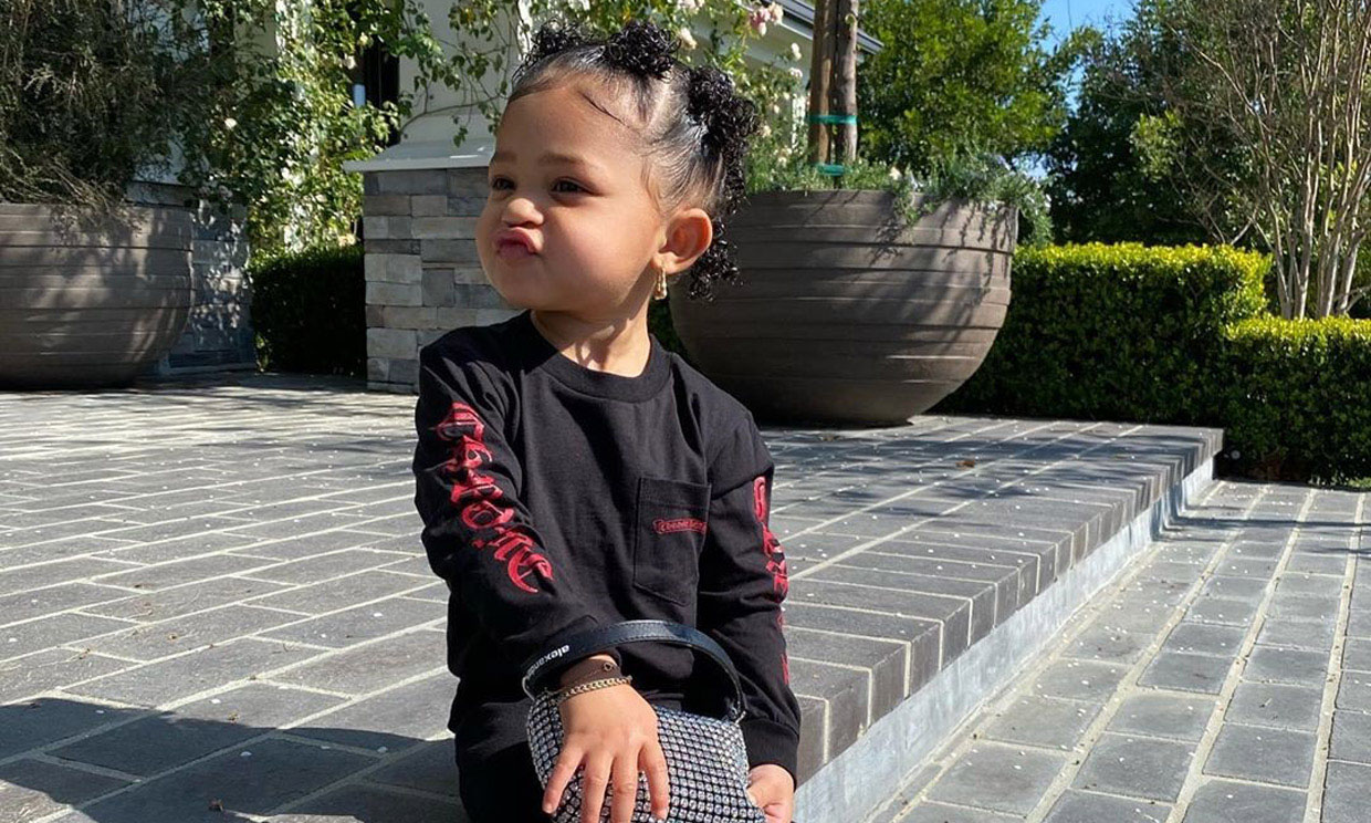 Un vídeo viral muestra cómo será Stormi cuando sea adolescente y los fans están alucinando