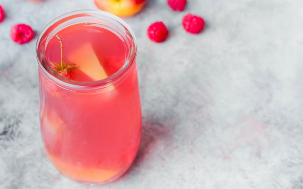 Limonada de durazno y frambuesa: una delicia tan sencilla como refrescante