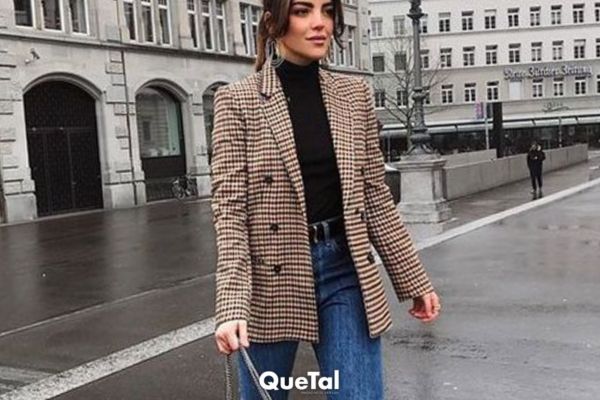 Blazer y jeans, la combinación que no te querrás quitar para la oficina