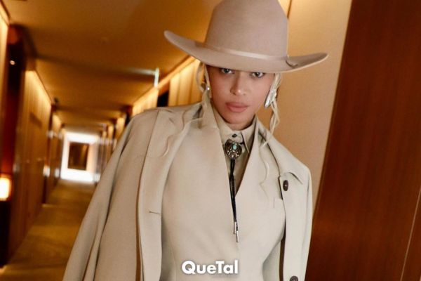 Beyoncé lleva su estética ‘cowboy’ a Japón en un ‘look’ monocromático