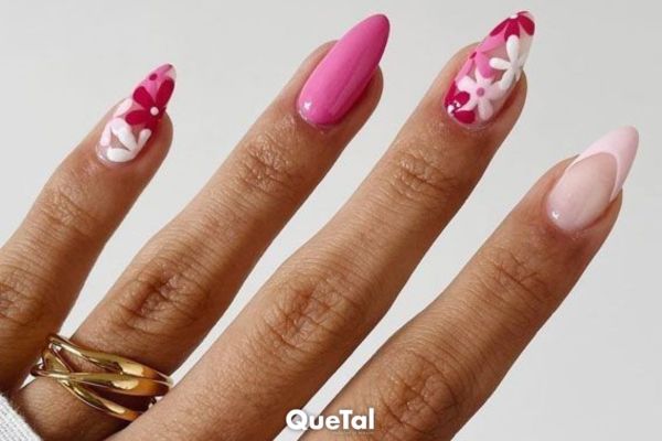 Uñas francesas y flores: La combinación perfecta para un manicure primaveral