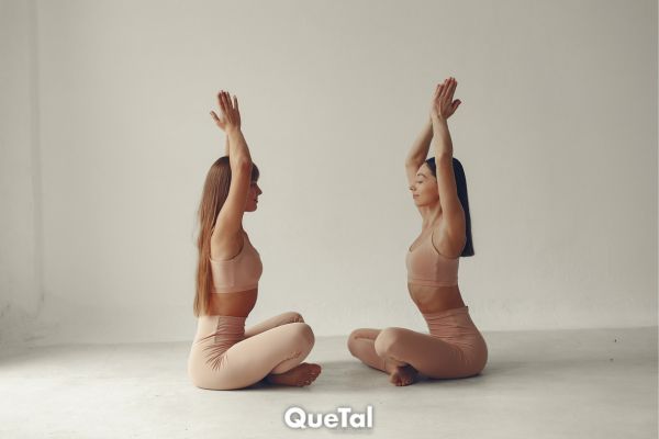 Kundalini yoga: el método que combina meditación y ejercicio que debes probar