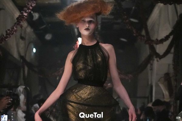 Maison Margiela Haute Couture 2024: El éxito del glass makeup