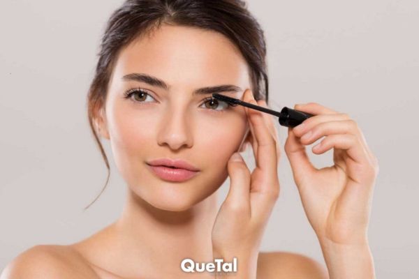 3 trucos para aplicar correctamente la mascara de pestañas y lucir una mirada de impacto