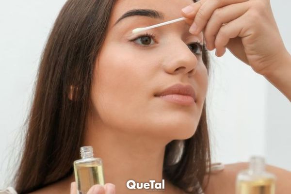 El aceite natural que puede ayudarte a hacer crecer tus pestañas