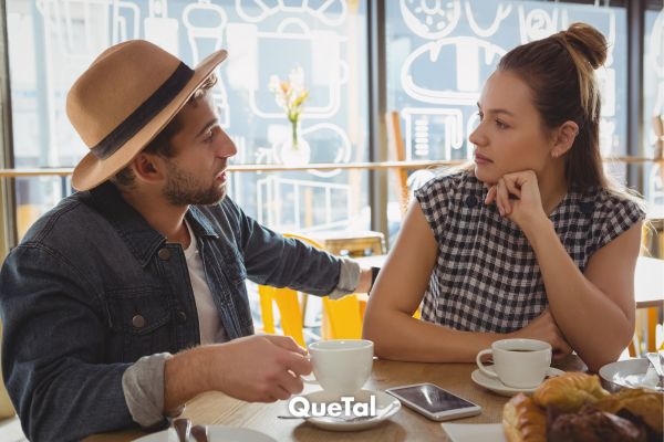 Beige flags: las manías inofensivas que ponen en peligro tu relación