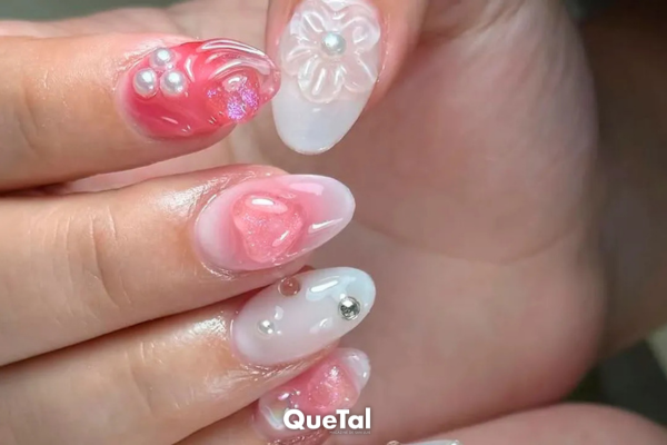 Uñas efecto gelatina, la moda coreana que arrasa este año