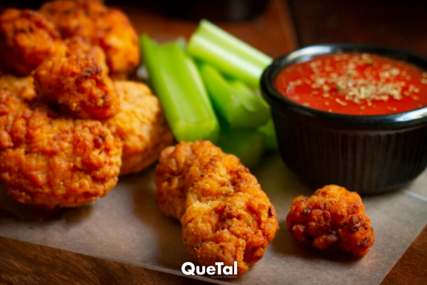 Prepara una rica receta de boneless crujientes