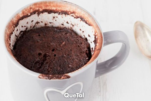 Postre exprés en la oficina: brownie en taza listo en 5 minutos