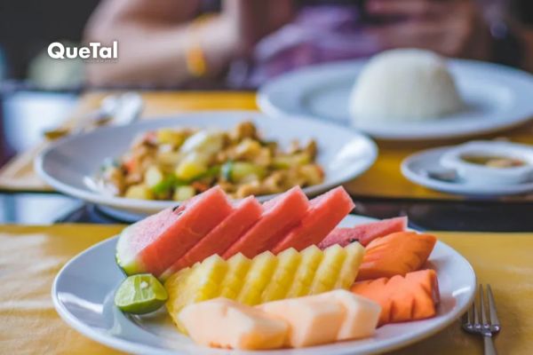 La dieta ideal para envejecer mejor si eres mujer