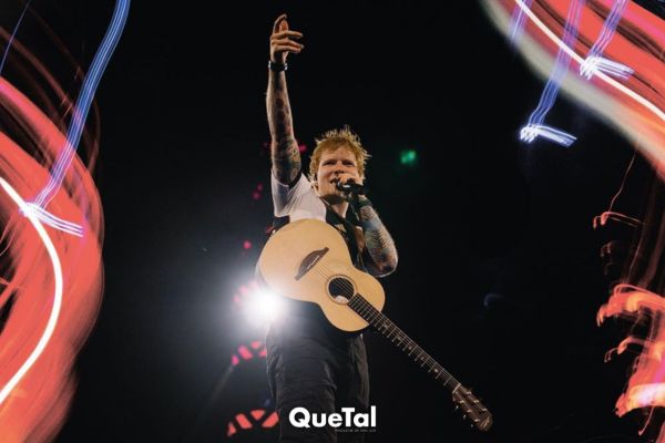 Ed Sheeran realiza concierto sorpresa en la calle en celebración por ganar su juicio