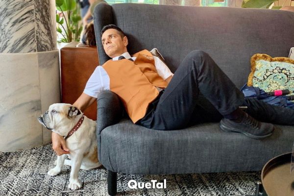 Eugenio Derbez muestra la emotiva despedida a Fiona, su perrita