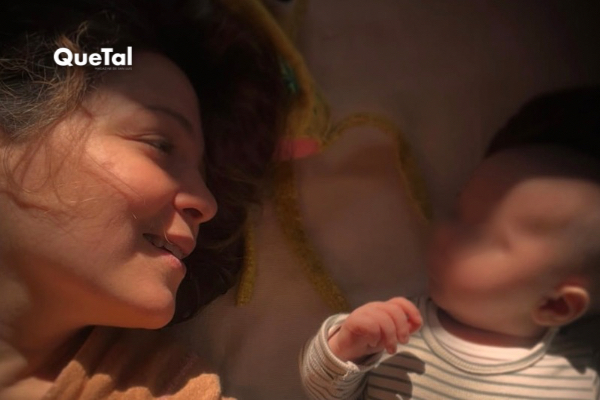 Natalia Lafourcade presenta a su hijo por primera vez