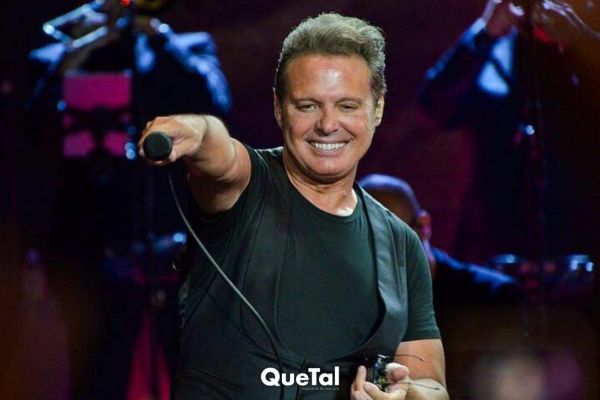 Luis Miguel disfruta una velada en Los Cabos antes del inicio de su gira