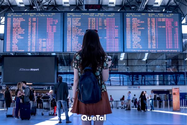 ¿Qué se considera artículo personal en un vuelo?