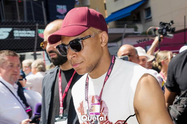 Mbappé presume el reloj más llamativo en el GP de Mónaco
