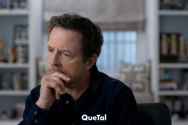 Michael J. Fox sufre de una caída en pleno panel de 'Volver al Futuro'