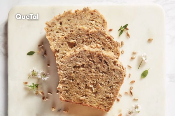 Pan de plátano con semillas de girasol