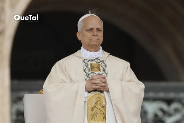 El Papa León XIV pone en tendencia los tenis blancos Nike