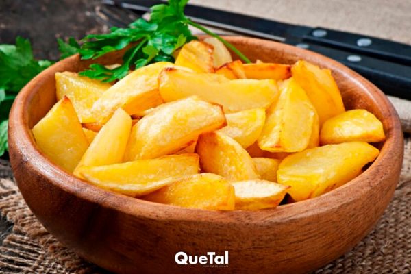 Así puedes hacer unas papitas marinadas con cilantro y limón