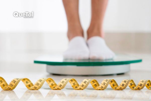 Cuál es la mejor hora del día para pesarte: dos expertos lo aclaran