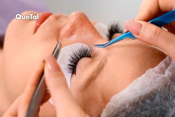 ¿Es malo usar pestañas postizas? Expertos lo aclaran