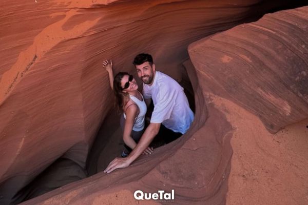 Piqué y Clara Chía reaparecen con postales desde el desierto