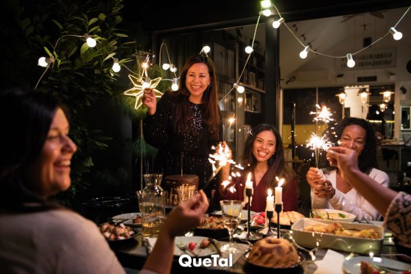 Tips para sobrevivir a las pláticas aburridas durante la Navidad