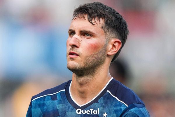 Diego Godín quiere ver a Santiago Giménez en el Atlético de Madrid