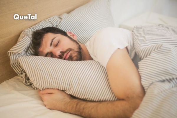 ¿Qué le pasa a tu cuerpo si duermes poco?