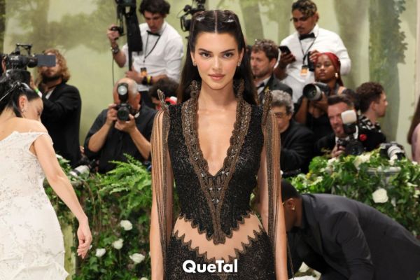  Si Kendall Jenner fue la primera en usar su vestido de Met Gala, ¿qué lleva Winona Ryder en estas fotos?