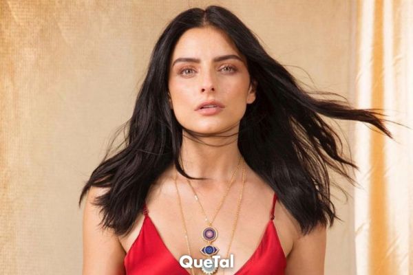 Aislinn Derbez: 