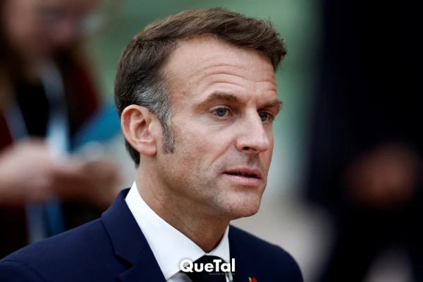 Emmanuel Macron luchará con fuerza para que 'Emily in Paris' se quede en Francia