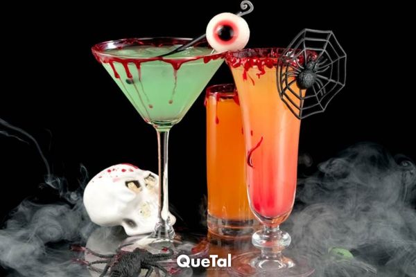 3 deliciosas y espeluznantes recetas de cócteles para Halloween