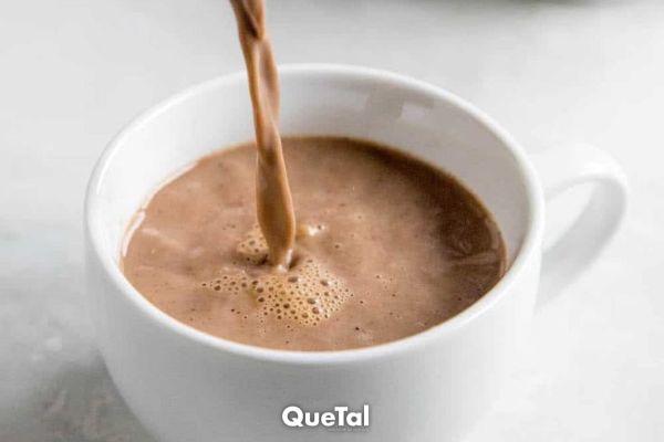 Receta de chocolate caliente bajo en calorías fácil y rápida