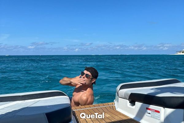 Zac Efron sorprende con estas imágenes en sus vacaciones